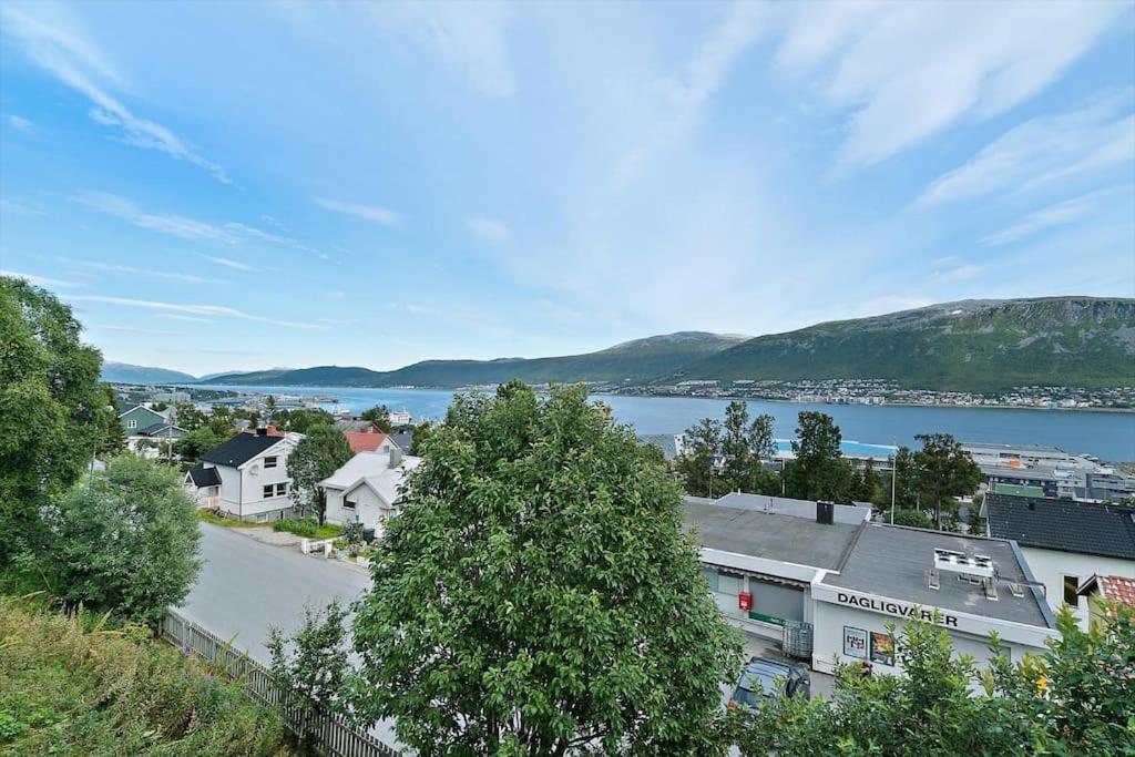 Modern Apartment In The Center Of The Island Tromso Ngoại thất bức ảnh